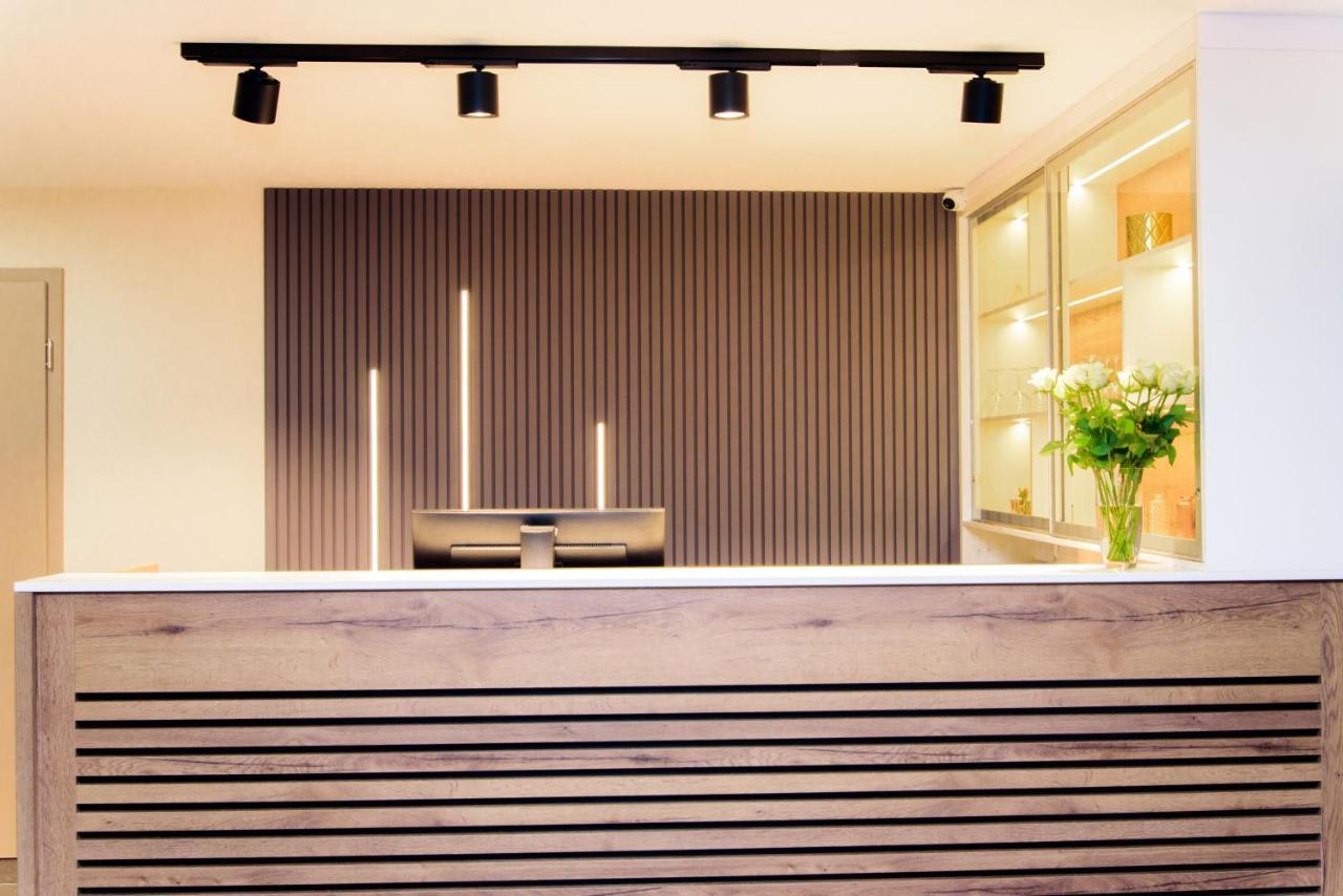 Hotel Twentyfour Living Bad Urach Exterior foto