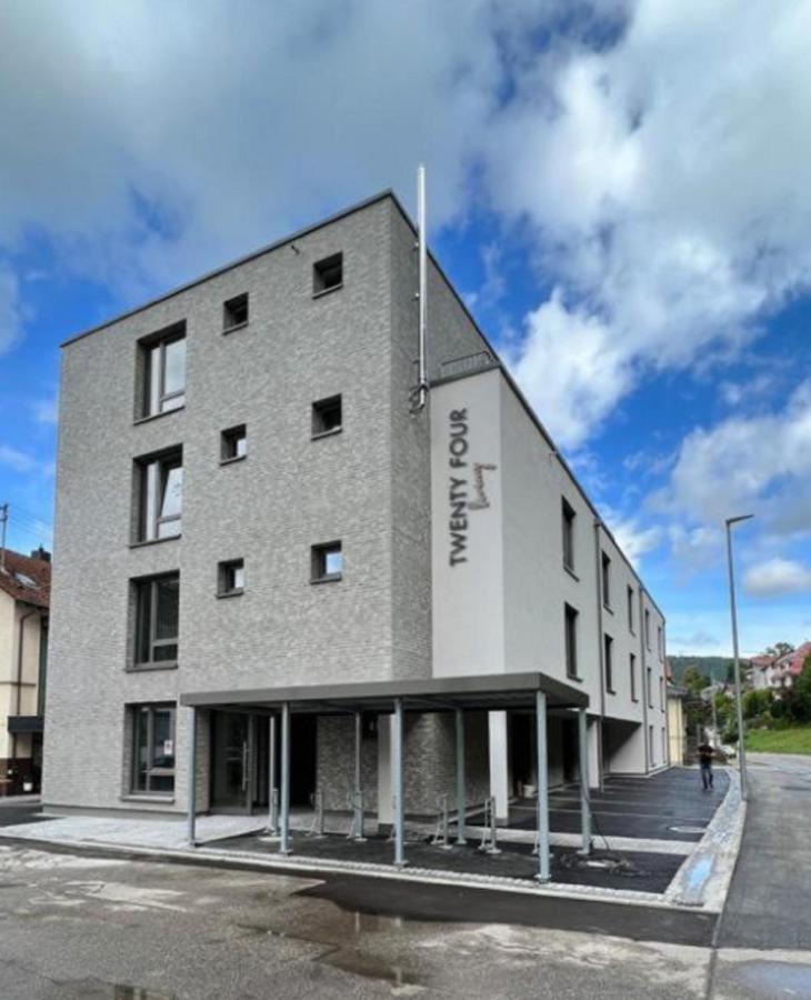 Hotel Twentyfour Living Bad Urach Exterior foto